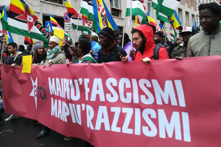 Scopri di più sull'articolo Qui abitano solo antifascisti, qui valgono solo i valori della Costituzione! – di Massimo Balzarini