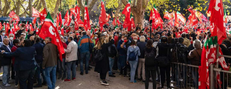 Scopri di più sull'articolo Resistere, resistere, resistere sempre. “Abbiate il coraggio di restare soli” – di Mimmo Lucano