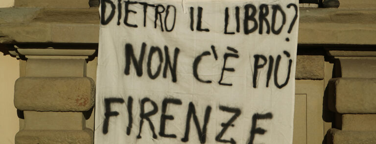 Scopri di più sull'articolo Mondadori, in presidio per far restare i libri a Firenze – di Frida Nacinovich