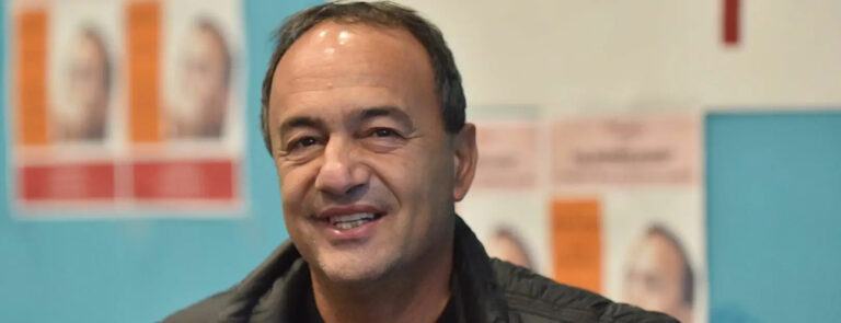 Scopri di più sull'articolo Mimmo Lucano assolto. L’accoglienza non è reato – di Leopoldo Tartaglia