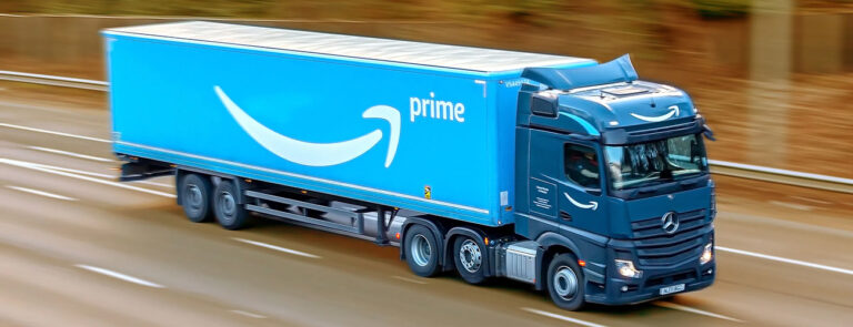 Scopri di più sull'articolo Amazon Italia Transport: garantire diritti e condizioni di lavoro in tutta la filiera – di Ignazio Oliva