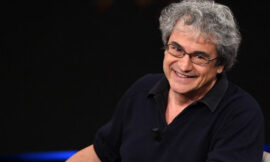 Carlo Rovelli: “Ucraina, quanto sangue per i giochi di potere” – di Frida Nacinovich